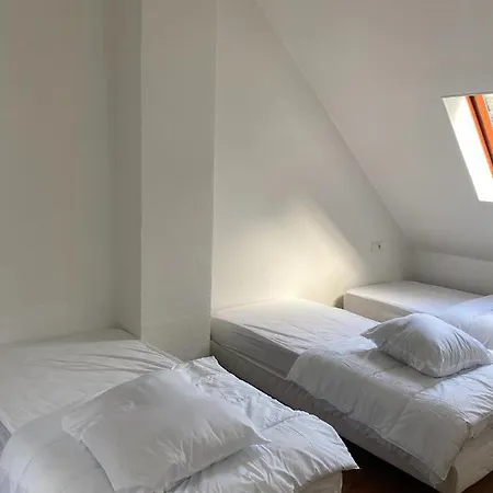 La Petite Maison Cachee Conciergerie Leroy Holiday home
